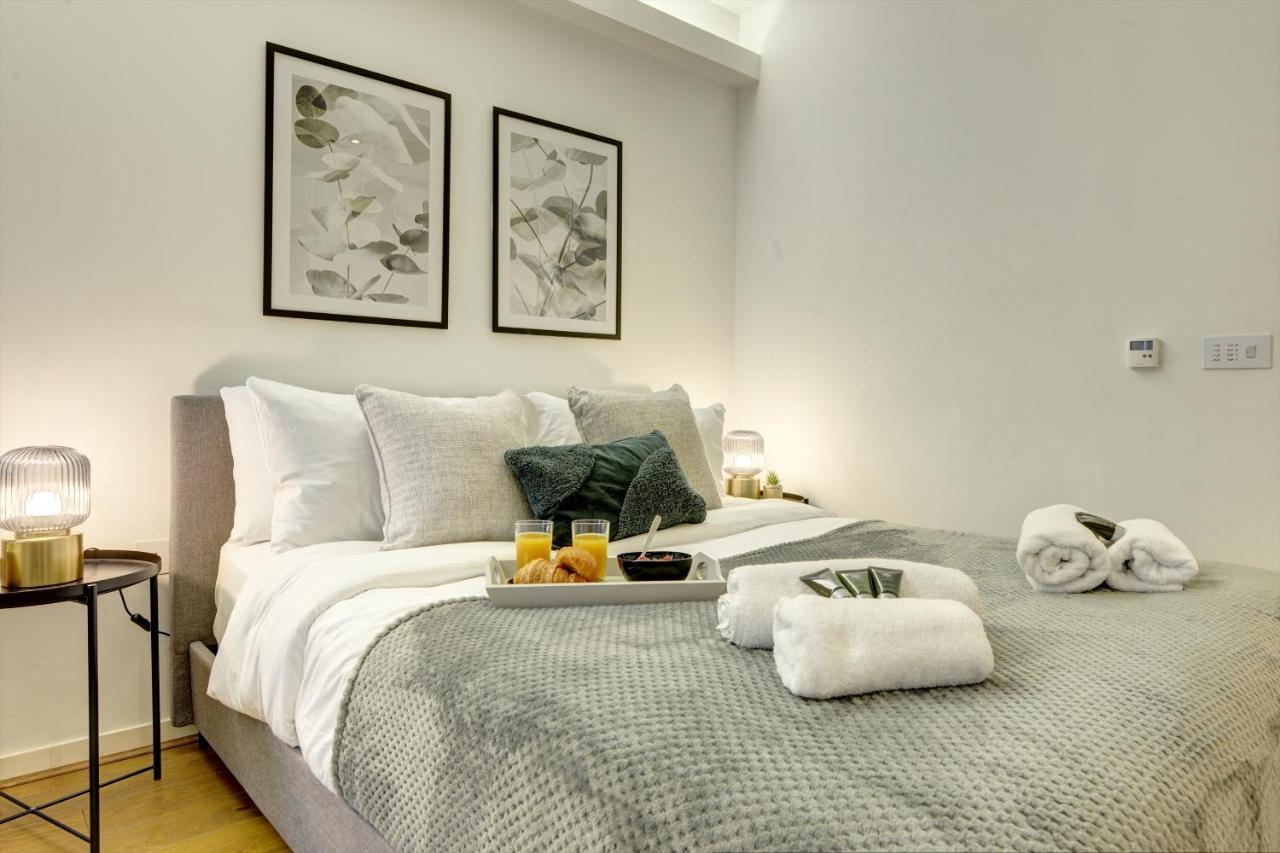 The Cube Studio I A Calm Executive Space In Centre Of I Pet-friendly I Eco-short Term Let By Silva * Birmingham